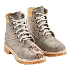 Trapery w kolorze szarym ze wzorem. Szare buty trekkingowe damskie Streetfly. W wyprzedaży za 219,95 zł.