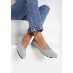 Jasnoszare Balerinki Lamimis. Szare baleriny damskie Renee, bez wzorów, bez obcasa. Za 39,99 zł.