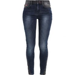 H.I.S LORRAINE Jeans Skinny Fit premium dark blue wash. Niebieskie rurki damskie marki H.I.S, z elastanu. W wyprzedaży za 219,50 zł.