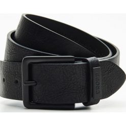 Pasek z dużą klamrą - Czarny. Czarne paski męskie Cropp, w paski. Za 39,99 zł.