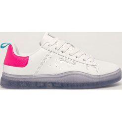 Big Star - Buty. Białe buty sportowe damskie BIG STAR, bez wzorów, ze skóry ekologicznej, sportowe. W wyprzedaży za 109,90 zł.