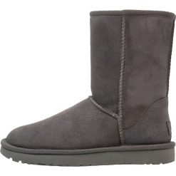 Botki damskie: UGG CLASSIC SHORT II Botki grey