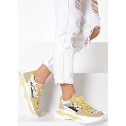 Beżowe Sneakersy Thonimoni. Brązowe sneakersy damskie Born2be. W wyprzedaży za 99,99 zł.