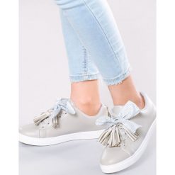 Szare Buty Sportowe True Sadness. Szare buty sportowe damskie Multu, bez wzorów, sportowe. Za 29,99 zł.