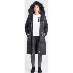 CZARNY PŁASZCZ TRUSSARDI JEANS. Czarne kurtki damskie Trussardi Jeans, bez wzorów, z jeansu, z kapturem. Za 859,50 zł.