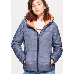 Pikowana kurtka - Niebieski. Niebieskie bomberki damskie Cropp, l. Za 69,99 zł.