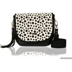 TOREBKA PURO SASZKA 2429 BLACK POLKA DOTS. Czarne torebki klasyczne damskie Pakamera, bez wzorów, na ramię, bez dodatków. Za 250,00 zł.
