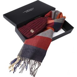 Zestaw Czapka plus Szal. Czerwone czapki męskie marki LANCERTO, z wełny, eleganckie. Za 199,90 zł.