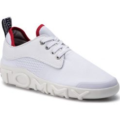 Sneakersy TOMMY HILFIGER - Knit Tommy Hilfiger Sneaker FW0FW03896 Rwb 020. Białe półbuty damskie TOMMY HILFIGER, ze skóry ekologicznej. Za 539,00 zł.