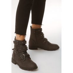 Szare Botki Be Mine. Szare botki damskie Born2be, bez obcasa, na płaskiej podeszwie, bez zapięcia. W wyprzedaży za 59,99 zł.
