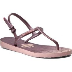 Sandały HAVAIANAS - Freedom Sl Prin Cf 41371096615 Pearl Pink. Fioletowe klapki damskie marki Havaianas, bez wzorów, z tworzywa sztucznego, bez obcasa. Za 109,00 zł.