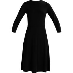Sukienki hiszpanki: KIOMI Sukienka koktajlowa black