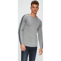 Premium by Jack&Jones - Sweter. Szare swetry męskie Premium by Jack&Jones, s, bez wzorów, z bawełny, z okrągłym kołnierzem, bez kaptura. W wyprzedaży za 89,90 zł.