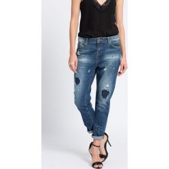 Silvian Heach - Jeansy Rihanna. Niebieskie jeansy damskie Silvian Heach, s, z standardowym stanem. W wyprzedaży za 229,90 zł.