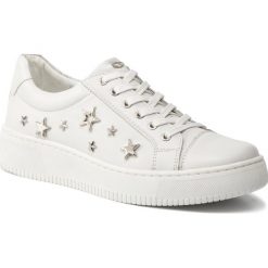 Sneakersy QUAZI - QZ-12-02-000082 102. Białe półbuty damskie QUAZI, ze skóry. W wyprzedaży za 169,00 zł.