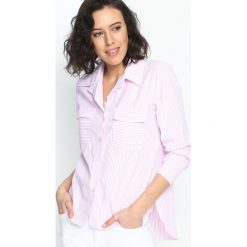 Różowa Koszula Classic Stripes. Różowe koszule damskie marki Born2be, s, w paski, klasyczne, z klasycznym kołnierzykiem. Za 39,99 zł.