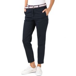 Tommy Hilfiger Spodnie Niebieski. Niebieskie spodnie damskie TOMMY HILFIGER, w paski, z elastanu. Za 462,95 zł.