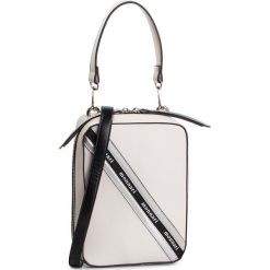Torebka MONNARI - BAG6250-000 White. Białe torebki klasyczne damskie Monnari, klasyczne. W wyprzedaży za 109,00 zł.