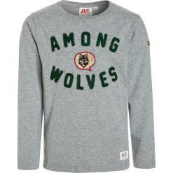 American Outfitters WOLVES Bluzka z długim rękawem heather oxford. Szare bluzki dziewczęce z długim rękawem American Outfitters, z bawełny. W wyprzedaży za 135,20 zł.