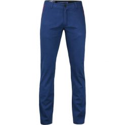 Stylowe Spodnie Męskie, 100% BAWEŁNA, Chinosy, Zwężane Nogawki, Chabrowe SPCHIAO15M1B02chaber. Niebieskie spodnie męskie Chiao, m, z bawełny, eleganckie. W wyprzedaży za 99,00 zł.