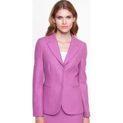 Elegancki żakiet na napy L'AF ROSE. Różowe kamizelki damskie L’AF, l, bez wzorów, z wełny, eleganckie, bez kaptura. W wyprzedaży za 319,00 zł.