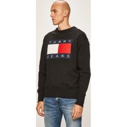 Tommy Jeans - Bluza. Żółte bluzy męskie Tommy Jeans, xl, z aplikacjami, z bawełny, z okrągłym kołnierzem, bez rękawów, bez kaptura. W wyprzedaży za 399,90 zł.