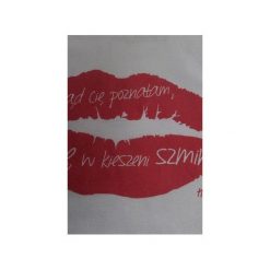 „Szminka” – Halina Poświatowska. Białe t-shirty damskie marki Kurdemol, s, bez wzorów, z dekoltem na plecach. Za 69,00 zł.
