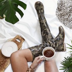 Kozaki - skóra naturalna - model 127 - kolor moro. Szare kozaki damskie Zapato, na co dzień, na lato, z jeansu, klasyczne, z okrągłym noskiem, przed kolano, bez obcasa, na płaskiej podeszwie, na zamek. W wyprzedaży za 391,20 zł.