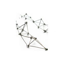 Długie geometryczne kolczyki ze stali Futuristika. Szare kolczyki damskie marki Projekt mosko, ze stali, z zapięciem typu bigiel. Za 149,00 zł.