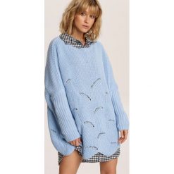 Jasnoniebieski Sweter Phisoris. Niebieskie swetry damskie Renee, uniwersalny, bez wzorów, casualowe, bez rękawów, bez kaptura. Za 129,99 zł.