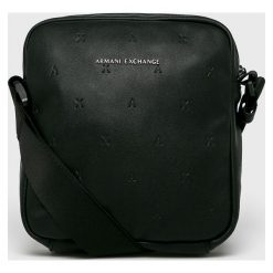 Armani Exchange - Saszetka. Czarne torby męskie skórzane Armani Exchange, w paski, z poliesteru, na ramię, małe. W wyprzedaży za 379,90 zł.