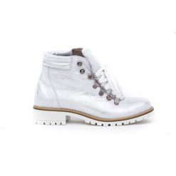 Botki - skóra naturalna - model 476 - kolor srebrny przecierka. Szare botki damskie Zapato, na zimę, z jeansu, eleganckie, za kostkę, bez obcasa, na obcasie, na sznurówki. Za 399,00 zł.