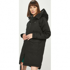 Adidas Originals - Parka. Czarne kurtki damskie adidas Originals, z bawełny, długie, z kapturem. W wyprzedaży za 649,90 zł.