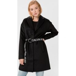 Calvin Klein Płaszcz Czarny. Czarne kurtki damskie Calvin Klein, s, bez wzorów, z poliesteru. Za 998,95 zł.