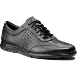 Półbuty CLARKS - Vennor Vibe 261317427 Black Leather. Czarne półbuty męskie Clarks, na co dzień, bez wzorów, ze skóry, bez zapięcia. Za 399,00 zł.