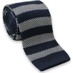 Dziergany Krawat Męski Knit w Grube Pasy, Prążki - Chattier, Granatowo-Szary KRCH0981. Szare krawaty męskie Chattier, w paski, z jeansu, sportowe. Za 44,00 zł.