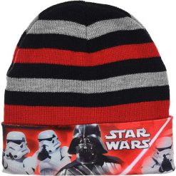 Czapka "Star Wars" w kolorze czarno-czerwono-szarym. Szare czapeczki niemowlęce w paski, retro. W wyprzedaży za 17,95 zł.
