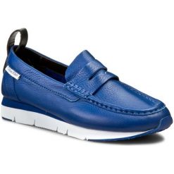 Mokasyny CALVIN KLEIN JEANS - Sonora RE9503 Infinity B. Niebieskie mokasyny damskie Calvin Klein Jeans, z jeansu, na płaskiej podeszwie. W wyprzedaży za 359,00 zł.