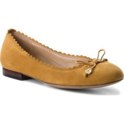 Baleriny LAUREN RALPH LAUREN - Glennie 802709855004 Saffron. Żółte baleriny damskie marki Lauren Ralph Lauren, ze skóry, klasyczne, na obcasie. W wyprzedaży za 309,00 zł.