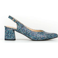 Kolorowe czółenka na klocku z odkrytą piętą - skóra naturalna - model 1461 - motyw etniczny. Czółenka damskie Zapato, bez wzorów, ze skóry, bez obcasa. W wyprzedaży za 278,10 zł.