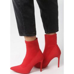 Czerwone Botki Really Sensual. Czerwone botki damskie Born2be, bez obcasa, na obcasie, bez zapięcia. Za 139,99 zł.