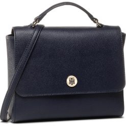 Torebka TOMMY HILFIGER - Honey Flap Satchel AW0AW07944 CJM. Niebieskie torebki klasyczne damskie TOMMY HILFIGER, bez wzorów, ze skóry ekologicznej, eleganckie, bez dodatków. W wyprzedaży za 449,00 zł.