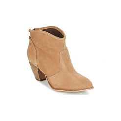 Botki Betty London KIMIKO. Pomarańczowe botki damskie Betty London, bez obcasa, bez zapięcia. Za 309,00 zł.