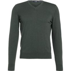Swetry klasyczne męskie: Hackett London Sweter military green