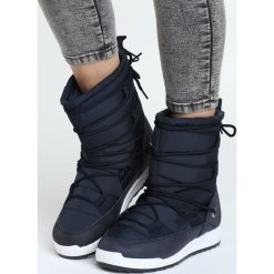 Granatowe Śniegowce Parsley. Czarne buty zimowe damskie marki Cropp. Za 99,99 zł.