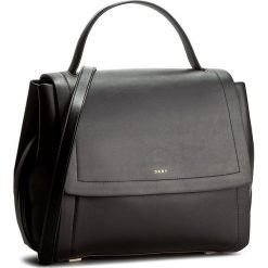 Torebka DKNY - Item- Greenwich Smo R361030605 Black/Black. Czarne torebki klasyczne damskie DKNY, bez wzorów, ze skóry, klasyczne, na ramię, bez dodatków. W wyprzedaży za 1129,00 zł.