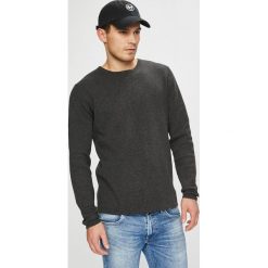 Casual Friday - Sweter. Szare swetry klasyczne męskie marki Casual Friday, l, z bawełny, casualowe, z okrągłym kołnierzem. W wyprzedaży za 99,90 zł.