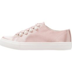 Trampki damskie slip on: Tata Italia Tenisówki i Trampki pink