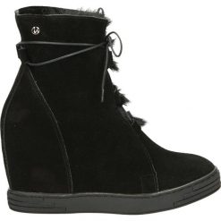 Botki - 323A-320 C NE. Czarne botki damskie marki Venezia, ze skóry. Za 279,00 zł.