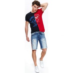 Szorty denim z lampasem. Niebieskie spodenki i szorty męskie Top Secret, na lato, m, bez wzorów, z jeansu, krótkie. W wyprzedaży za 49,99 zł.